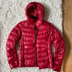 Uniqlo ultra light down parka red size XS with packable bag